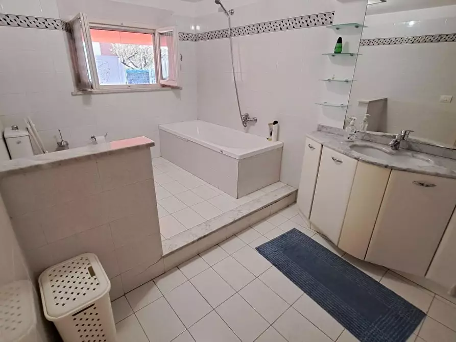 Immagine 21 di Terratetto in vendita  a Rosignano Marittimo