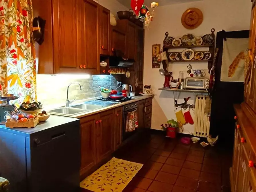 Immagine 16 di Villa in vendita  a Montignoso