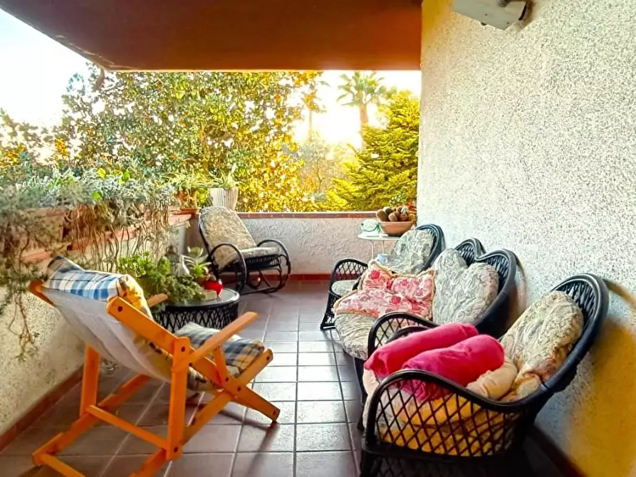 Immagine 13 di Villa in vendita  a Montignoso