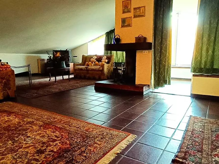 Immagine 27 di Villa in vendita  a Montignoso