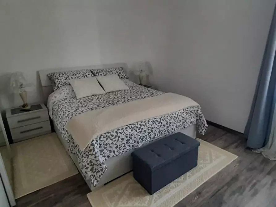 Immagine 10 di Appartamento in vendita  a Cecina