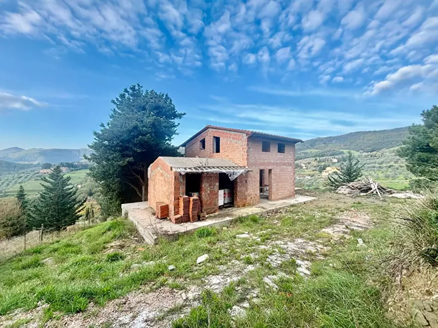 Immagine 2 di Villa in vendita  a Chianni