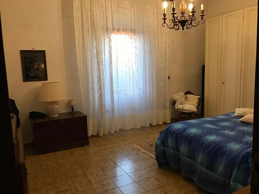 Immagine 5 di Casa colonica in vendita  a Roccastrada