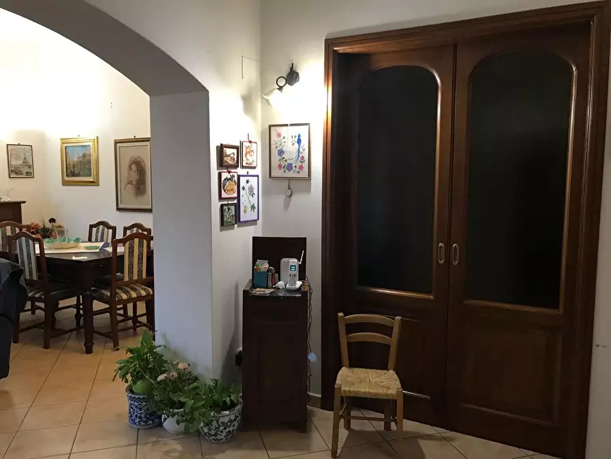 Immagine 2 di Casa colonica in vendita  a Roccastrada