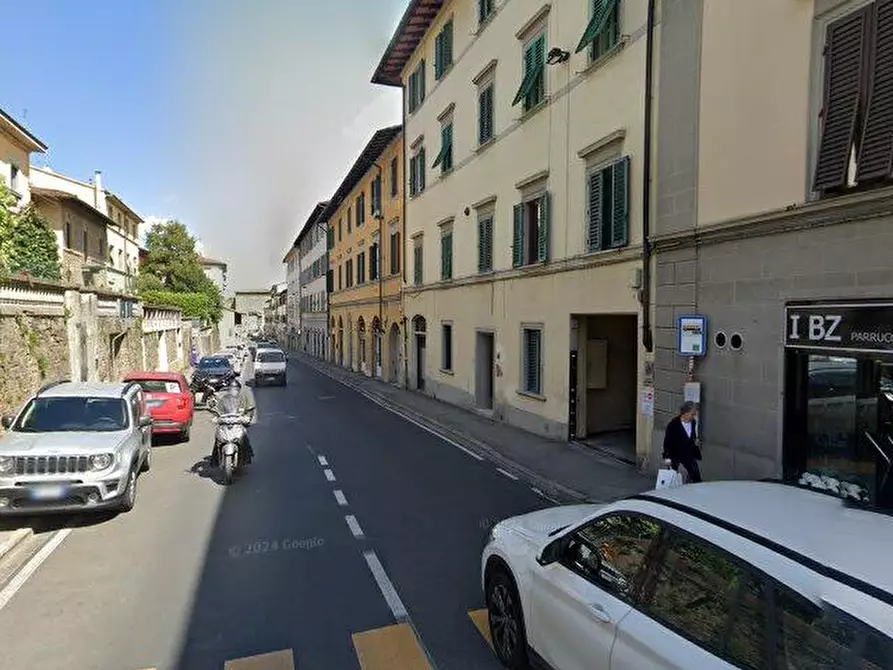 Immagine 1 di Appartamento in vendita  a Firenze