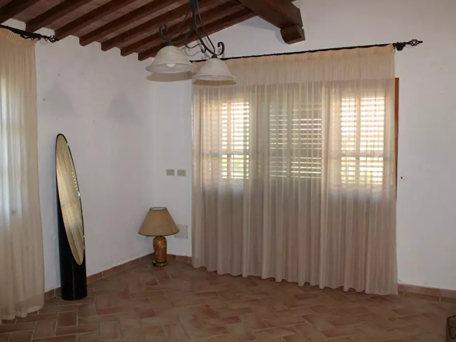 Immagine 19 di Villa in vendita  a Fauglia