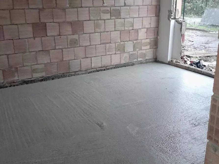 Immagine 9 di Appartamento in vendita  a Pisa