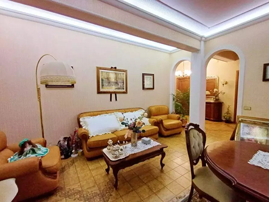 Immagine 1 di Appartamento in vendita  a Buti