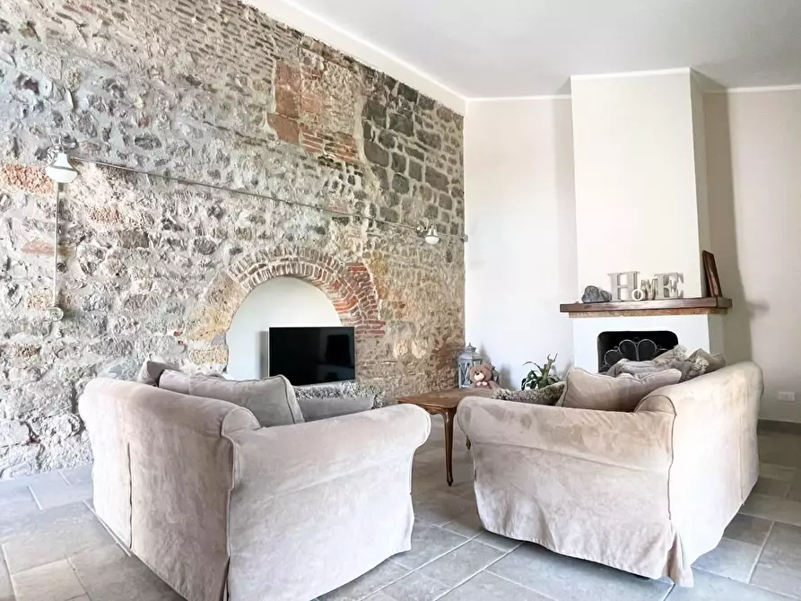 Immagine 15 di Villa in vendita  a San Giuliano Terme