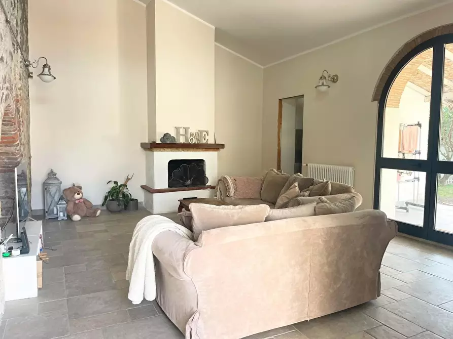 Immagine 16 di Villa in vendita  a San Giuliano Terme