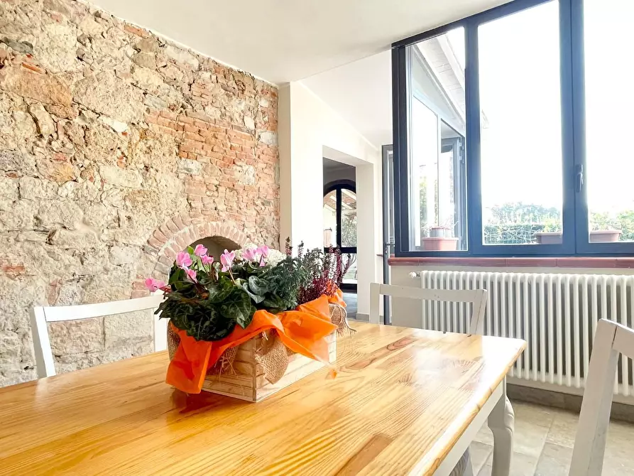 Immagine 4 di Villa in vendita  a San Giuliano Terme