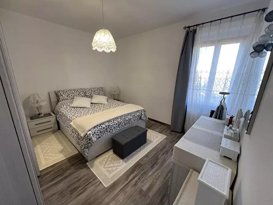 Immagine 14 di Appartamento in vendita  a Cecina