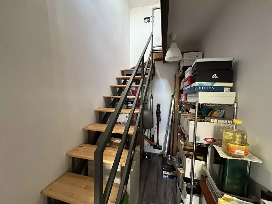 Immagine 11 di Appartamento in vendita  a Cecina