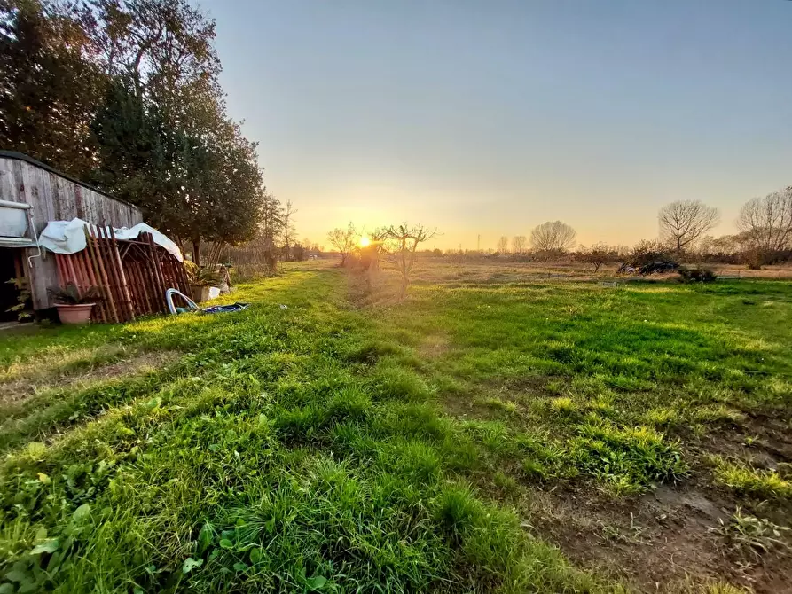 Immagine 28 di Villa in vendita  a Massarosa