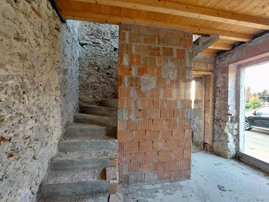 Immagine 25 di Villa in vendita  a Massarosa