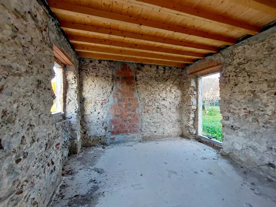 Immagine 20 di Villa in vendita  a Massarosa