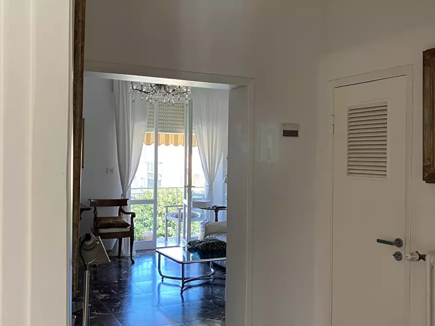 Immagine 6 di Appartamento in vendita  a Livorno