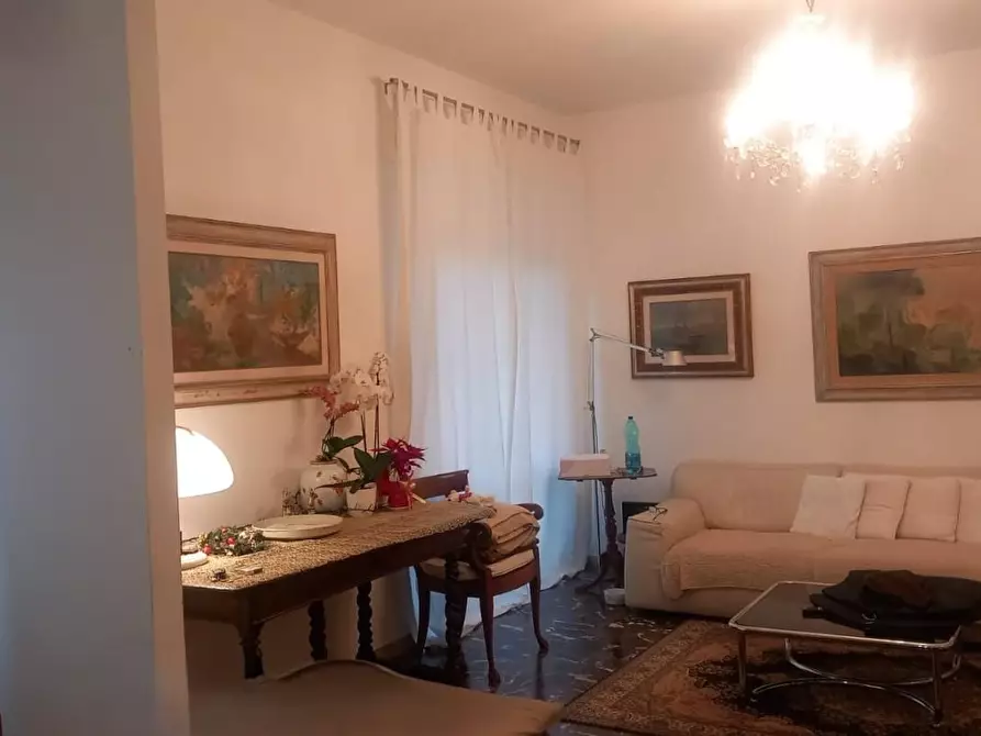 Immagine 1 di Appartamento in vendita  a Livorno