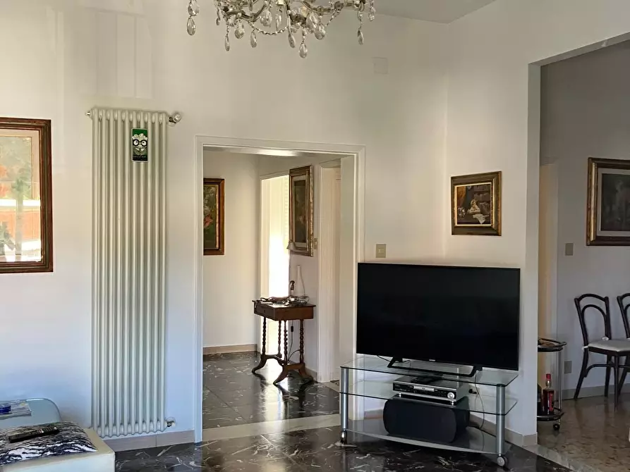 Immagine 1 di Appartamento in vendita  a Livorno