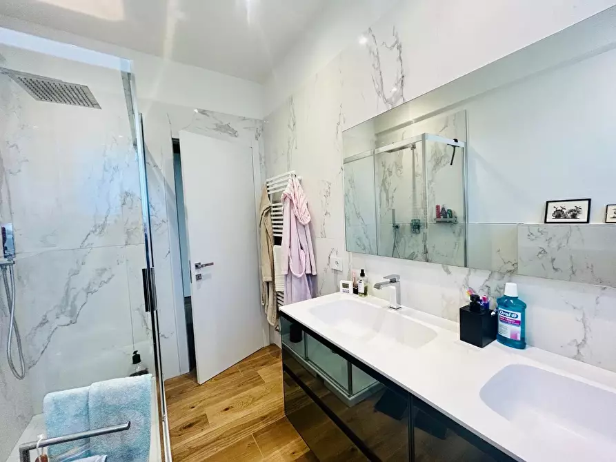 Immagine 26 di Appartamento in vendita  a Empoli