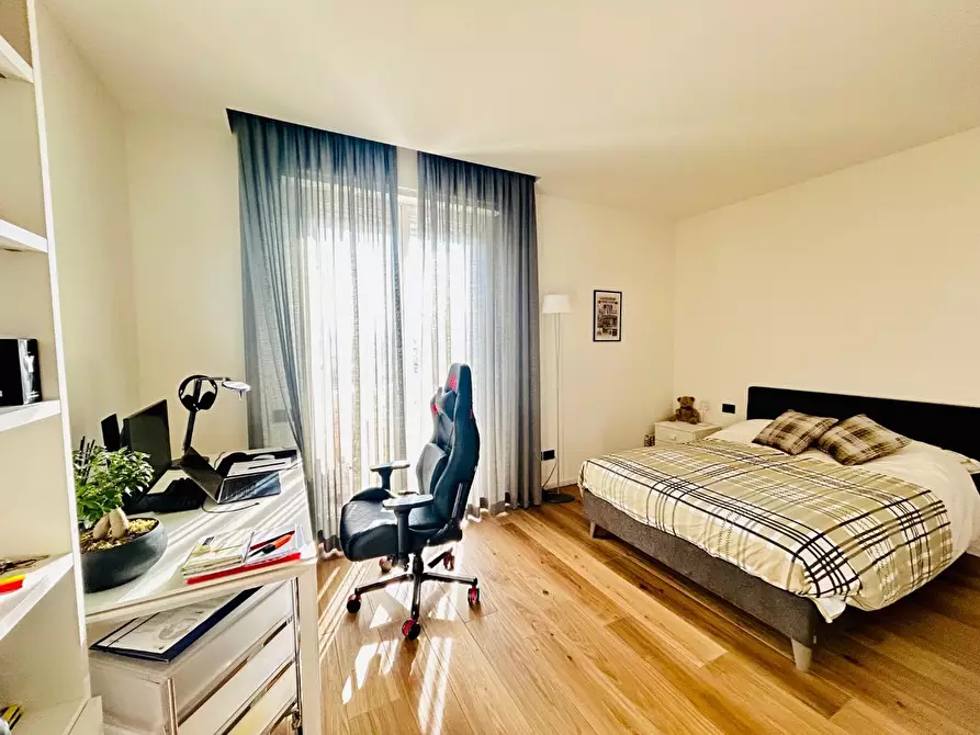 Immagine 11 di Appartamento in vendita  a Empoli