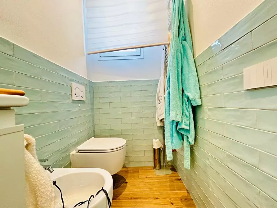 Immagine 18 di Appartamento in vendita  a Empoli