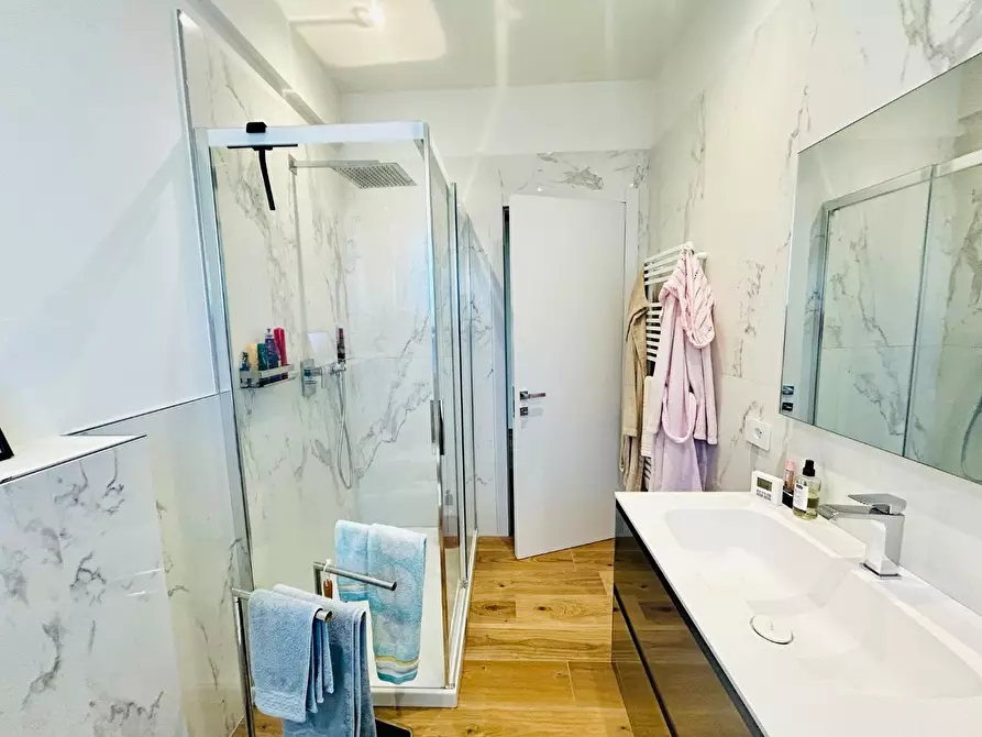 Immagine 25 di Appartamento in vendita  a Empoli