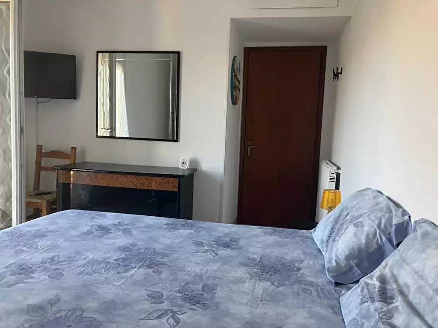 Immagine 23 di Appartamento in vendita  a Ortonovo