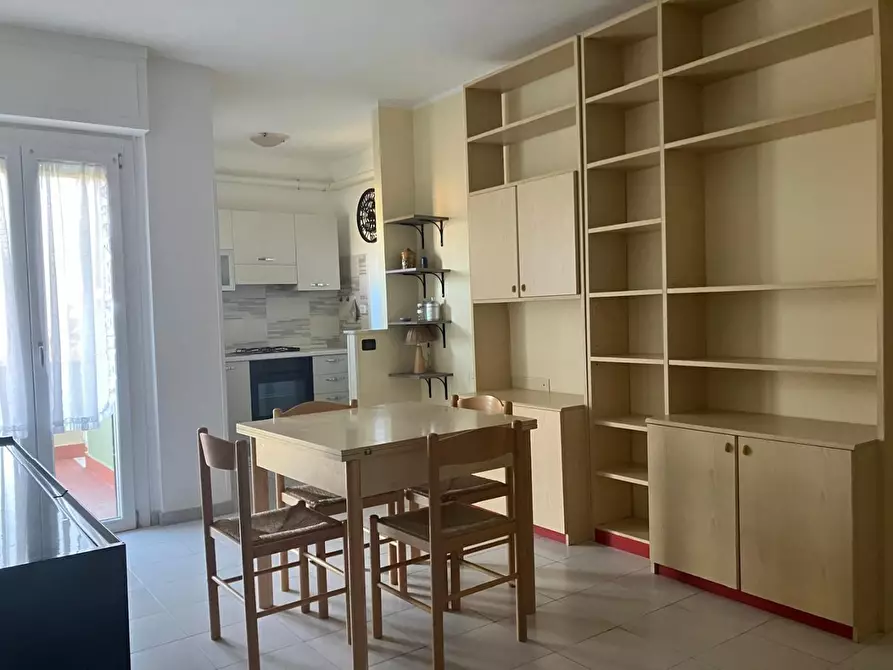 Immagine 4 di Appartamento in vendita  a Ortonovo