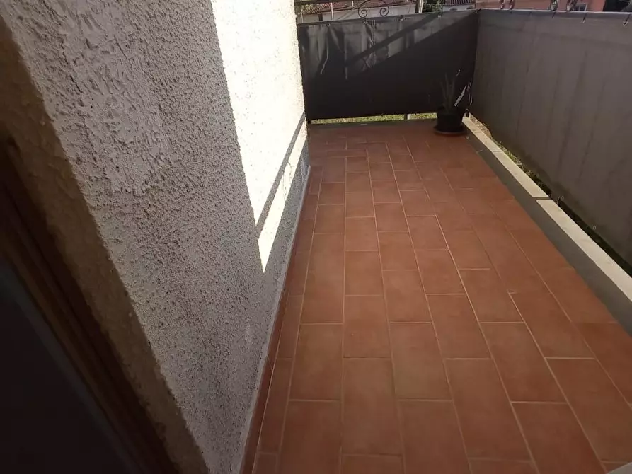 Immagine 9 di Appartamento in vendita  a Lucca