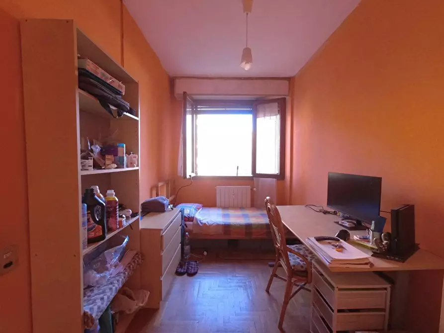 Immagine 11 di Appartamento in vendita  a Pisa