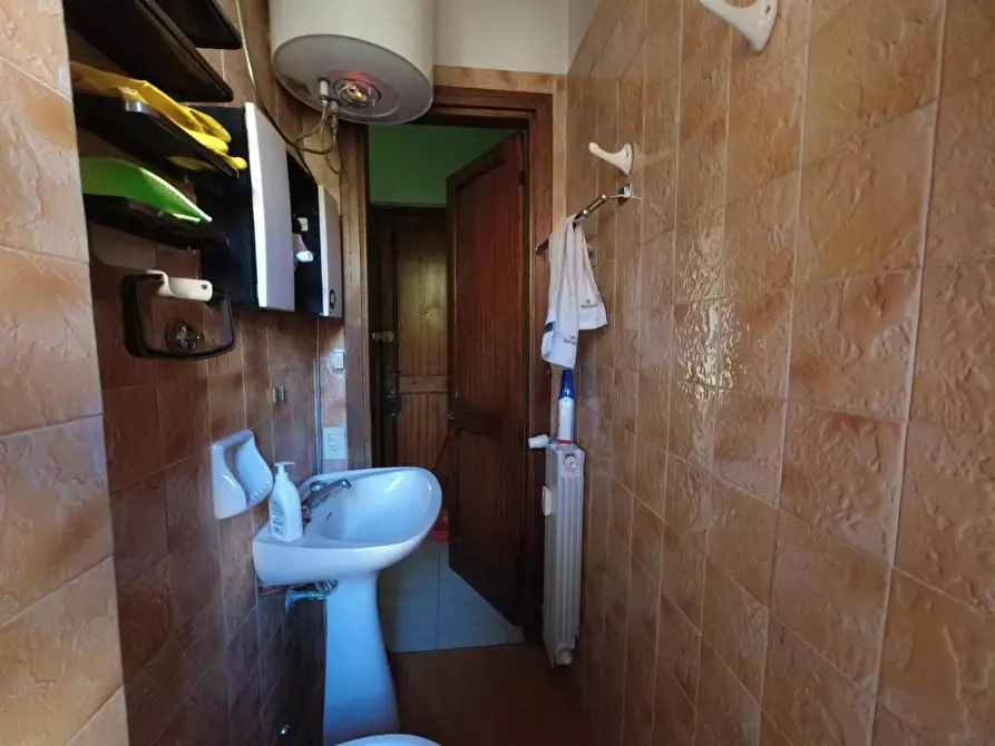 Immagine 12 di Appartamento in vendita  a Pisa