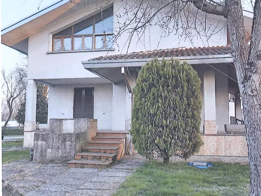 Immagine 20 di Villa in vendita  a Campegine