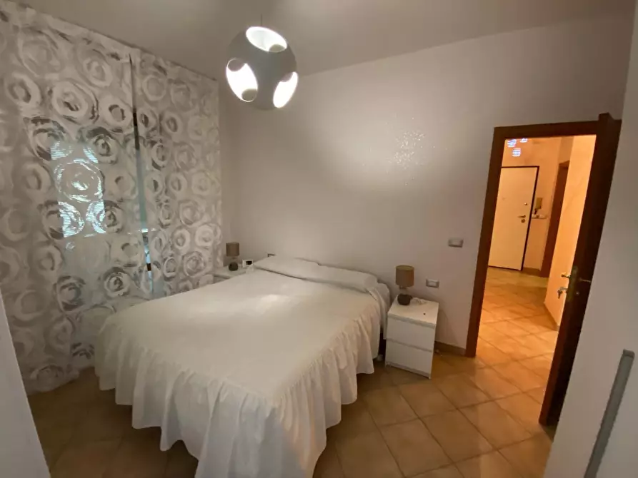 Immagine 10 di Appartamento in vendita  a Lucca