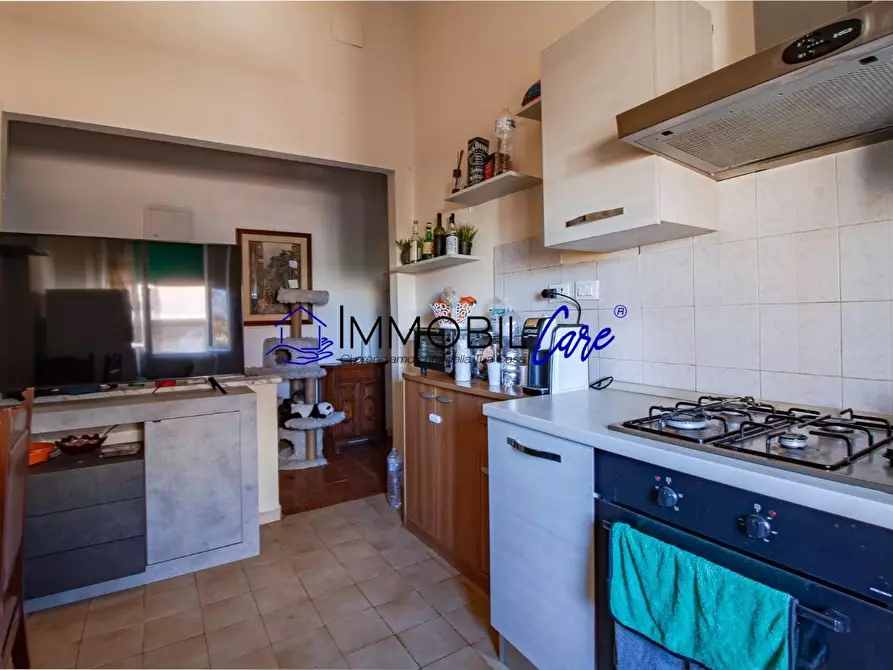 Immagine 3 di Appartamento in vendita  a Livorno