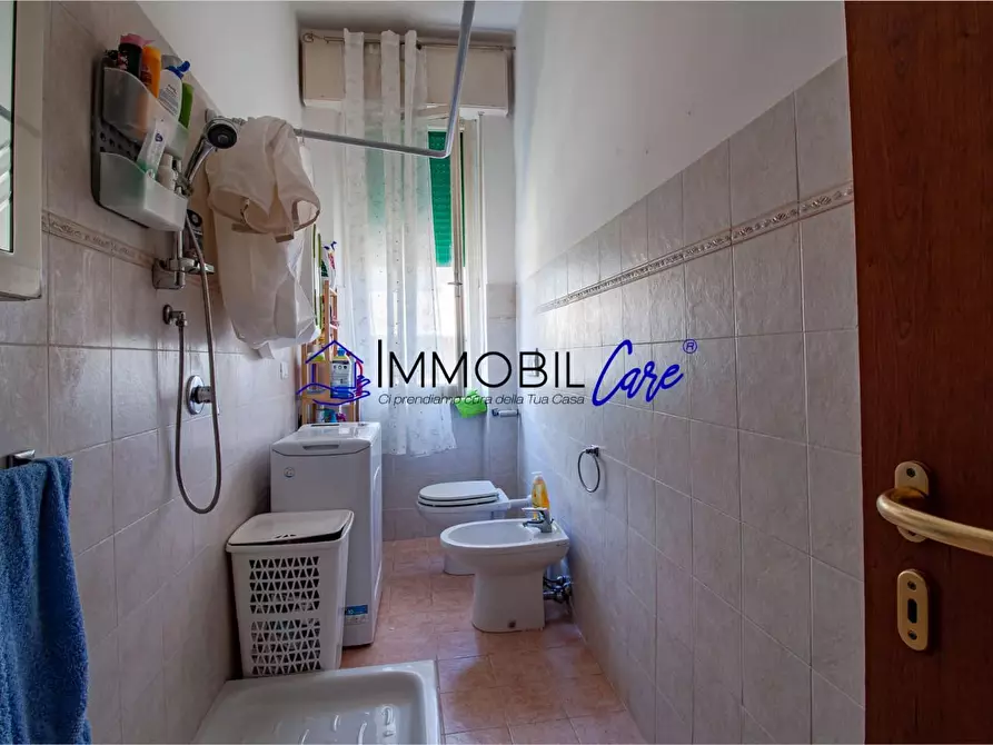 Immagine 12 di Appartamento in vendita  a Livorno