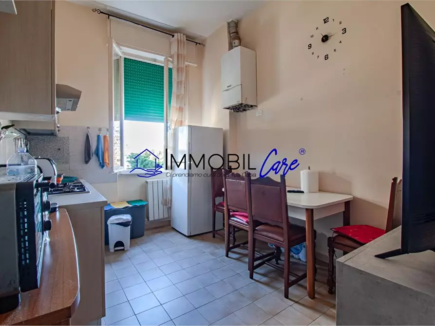 Immagine 2 di Appartamento in vendita  a Livorno