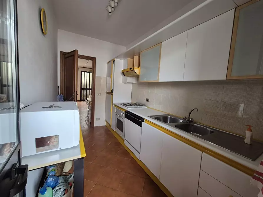 Immagine 4 di Appartamento in vendita  a Viareggio