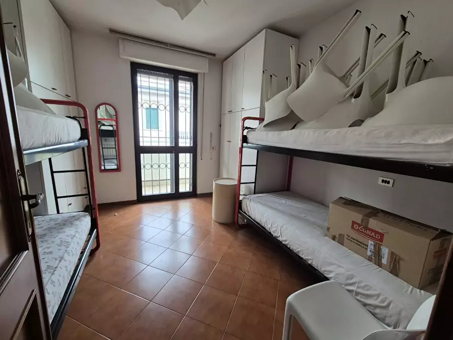 Immagine 6 di Appartamento in vendita  a Viareggio