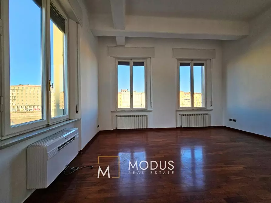 Immagine 17 di Appartamento in vendita  a Pisa