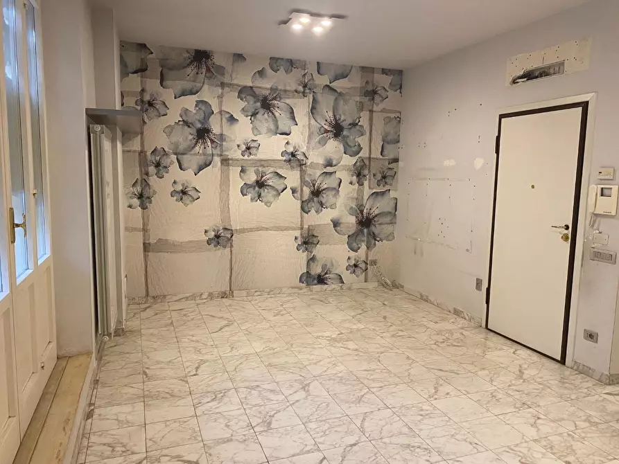 Immagine 7 di Appartamento in vendita  a Viareggio