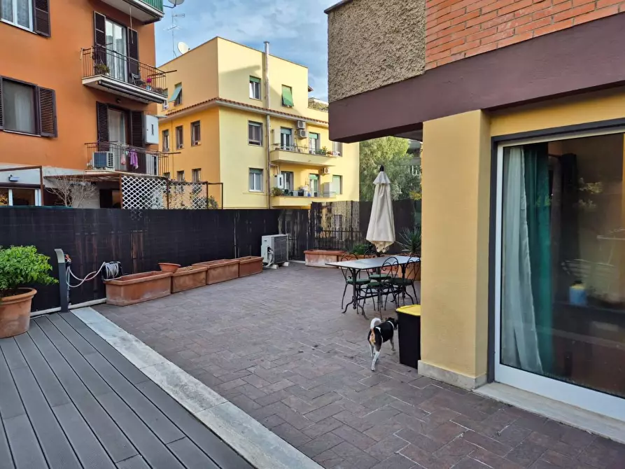 Immagine 21 di Appartamento in vendita  a Roma