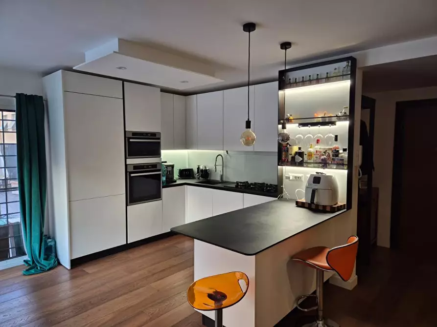 Immagine 25 di Appartamento in vendita  a Roma