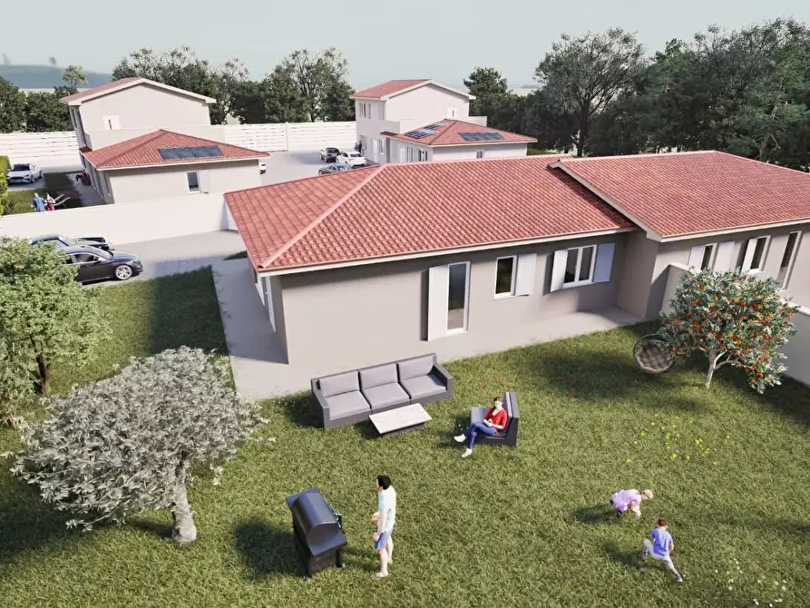 casa indipendente in vendita a Pescia in zona Collodi