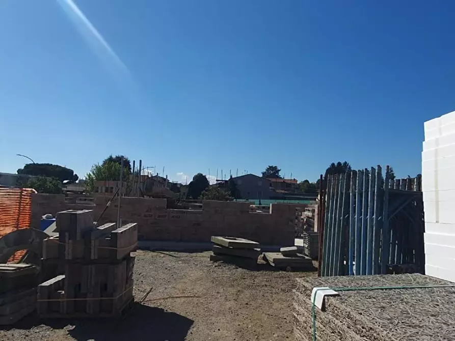 Immagine 7 di Appartamento in vendita  a Pescia