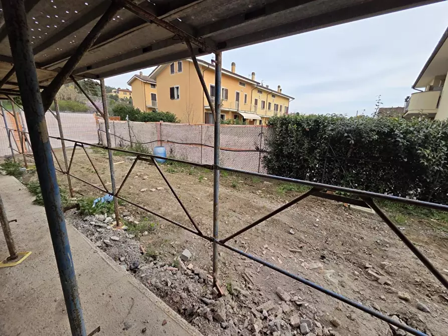 Immagine 30 di Appartamento in vendita  a Pescia