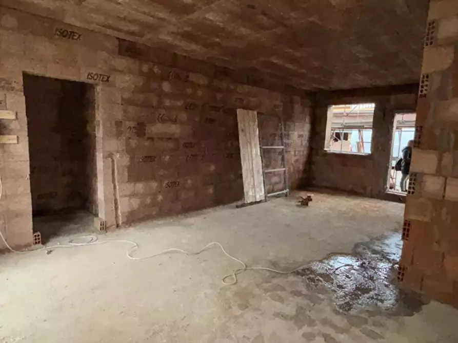 Immagine 14 di Appartamento in vendita  a Pescia