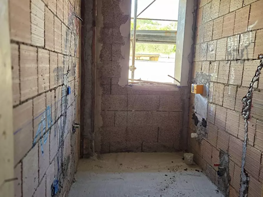 Immagine 56 di Appartamento in vendita  a Pescia