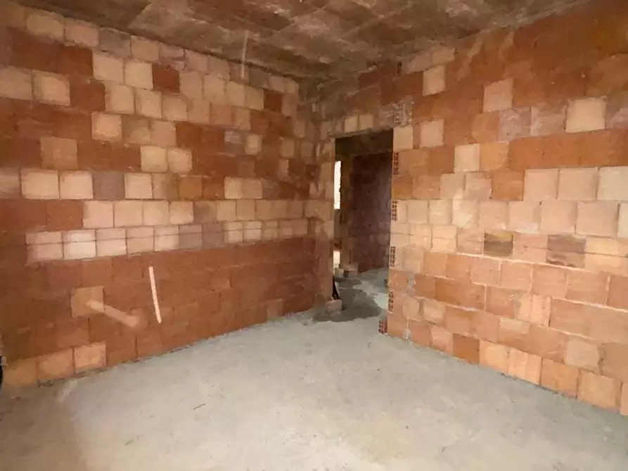 Immagine 23 di Appartamento in vendita  a Pescia