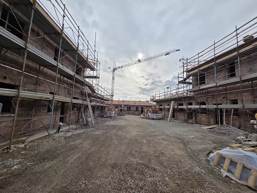 Immagine 33 di Appartamento in vendita  a Pescia